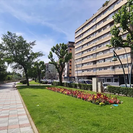 Leon Riverside Flat Exterior foto